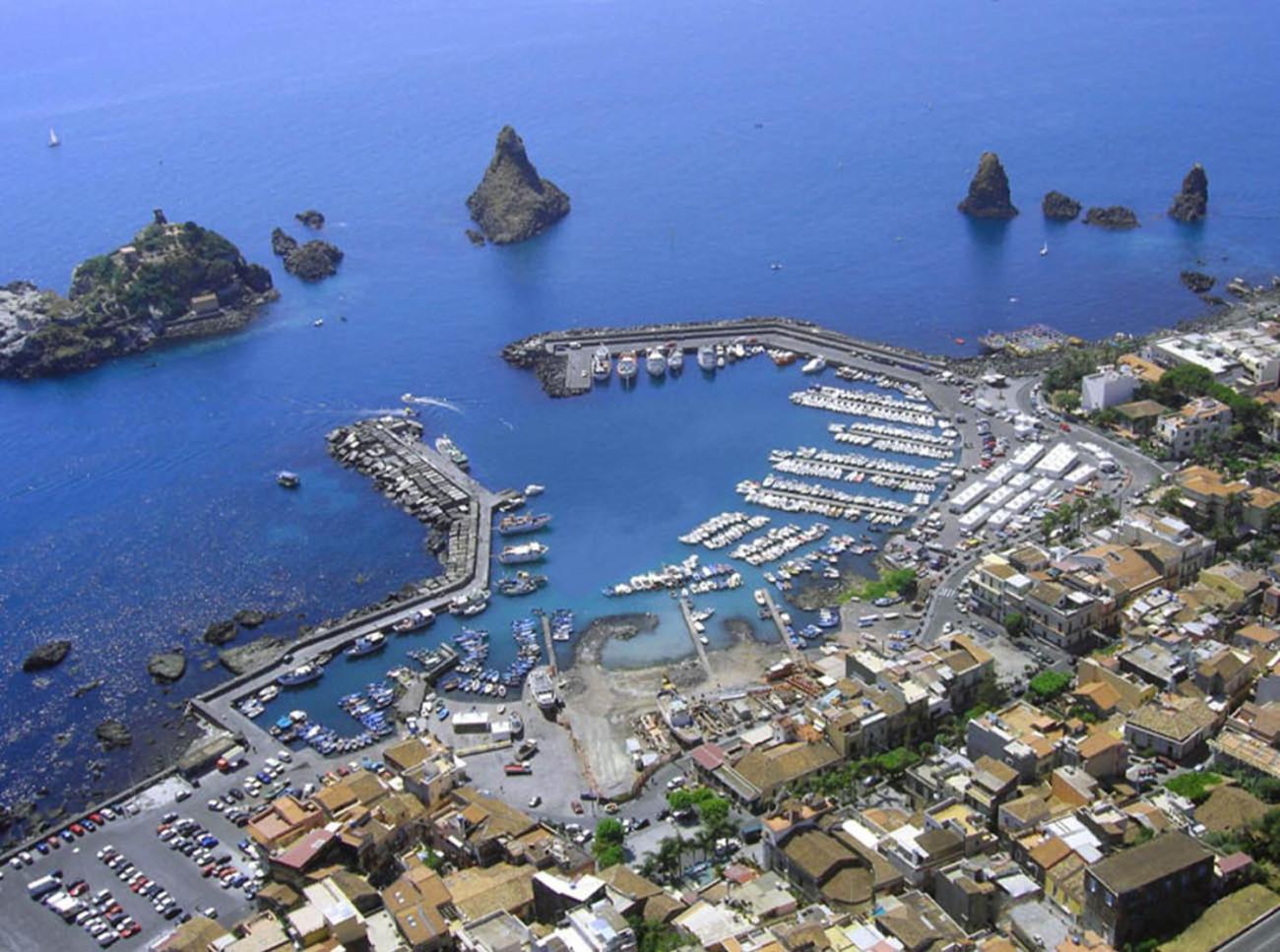 Lavika - Luxury Holiday Home Aci Trezza Esterno foto
